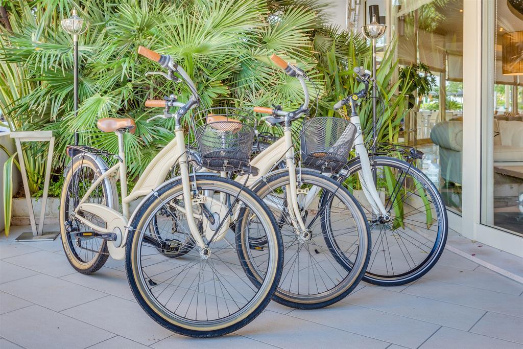 Hotel Mariver Lido di Jesolo Exterior photo